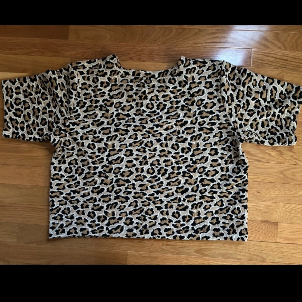 Anthropologie Leopard Print Short Sleeve Tee in Black, Cream, Brown - Picture 3 of 4